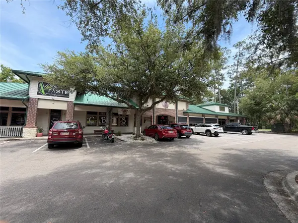 4860 NW 39TH AVE, Gainesville, FL 32606
