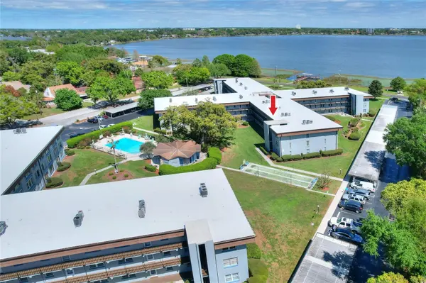 333 LAKE HOWARD DR NW #203C, Winter Haven, FL 33880