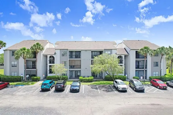 2030 CASCADES BLVD #302, Kissimmee, FL 34741