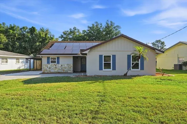 430 HILLCREST DR SE, Winter Haven, FL 33884