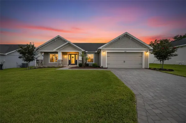 3039 PEARLY DR, Lakeland, FL 33812