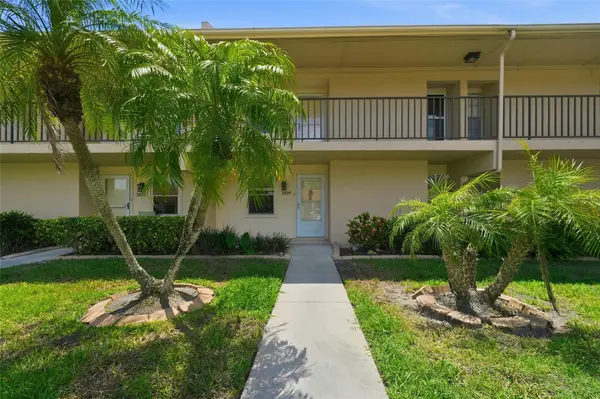 2609 WOODGATE LN #K4, Sarasota, FL 34231