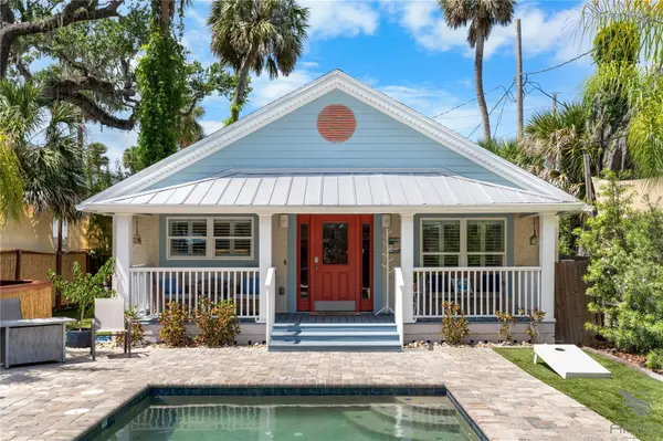 305 LIVE OAK, New Smyrna Beach, FL 32168