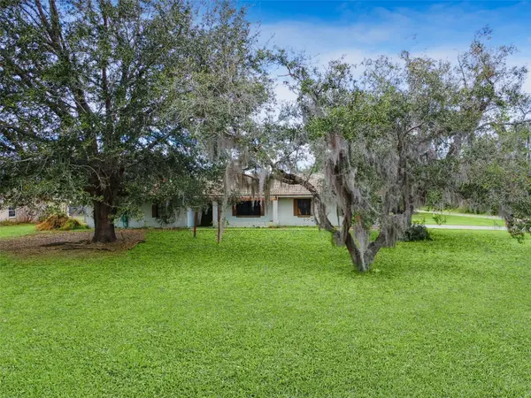 4250 VALENCIA DR, Indian Lake Estates, FL 33855