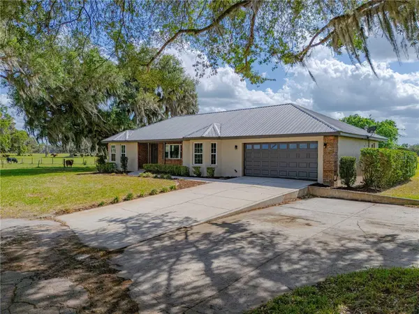 8197 CR 736,  Center Hill,  FL 33514