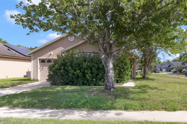 13847 GINGER CREEK BLVD, Orlando, FL 32826