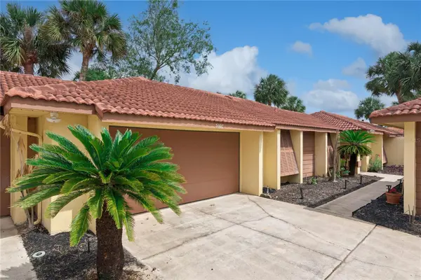 5007 NASSAU CIR #2, Orlando, FL 32808