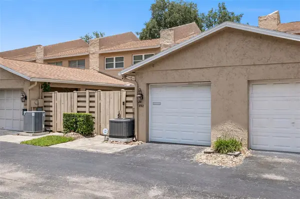 892 PARK LAKE CIR #69, Maitland, FL 32751