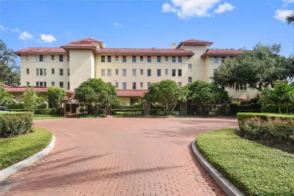 1600 ALABAMA DR #402, Winter Park, FL 32789
