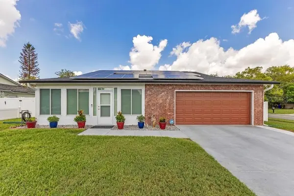 2462 MILL RUN BLVD, Kissimmee, FL 34744