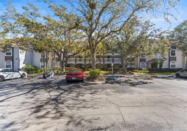 14013 FAIRWAY ISLAND DR #434, Orlando, FL 32837