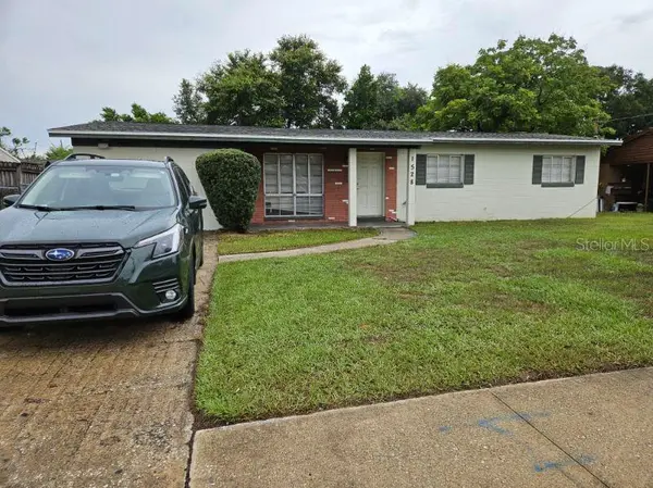1528 N POWERS DR, Orlando, FL 32818