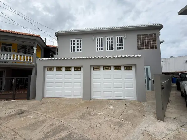 Calle 10 VILLA NITZA, Manati, PR 00674