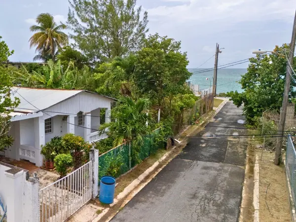 COMM VILLA CRISTIANA APOCALIPSIS #409, Loiza, PR 00772