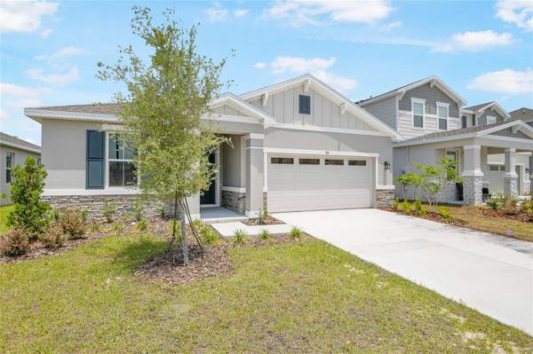 192 FLAG LILLY LN, Umatilla, FL 32784