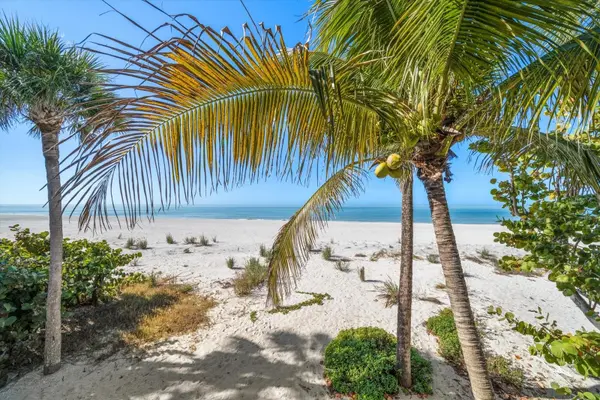 8640 W GULF BLVD, Treasure Island, FL 33706