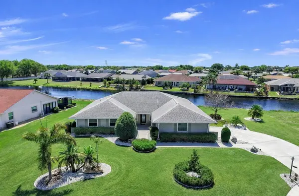 2110 W VIEW DR, Sun City Center, FL 33573