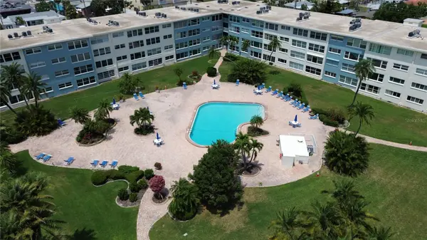 6363 GULF WINDS DR #427, St Pete Beach, FL 33706