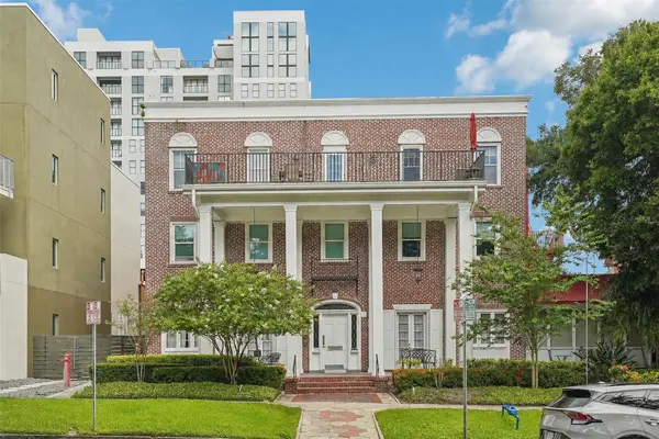 219 4TH AVE N #201, St Petersburg, FL 33701