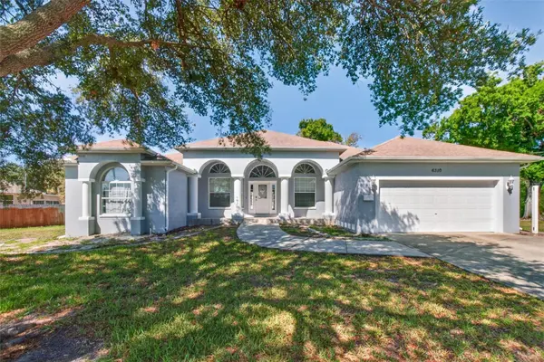 6310 PERSHING ST NE, St Petersburg, FL 33702