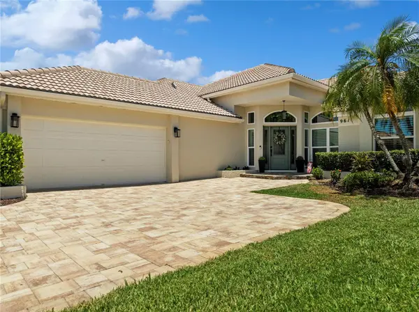 961 LIVE OAK AVE NE, St Petersburg, FL 33703