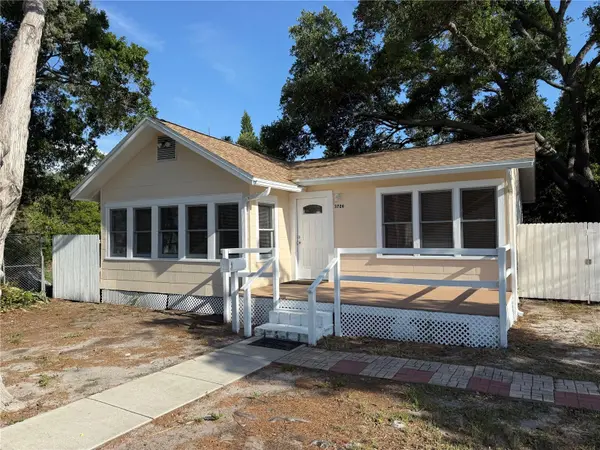 3726 18TH AVE S, St Petersburg, FL 33711