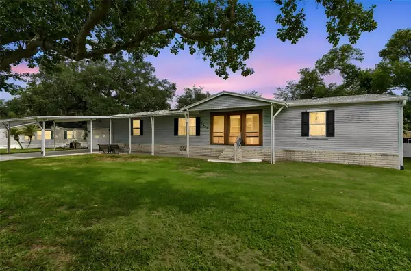 37647 NEWAL AVE, Zephyrhills, FL 33542