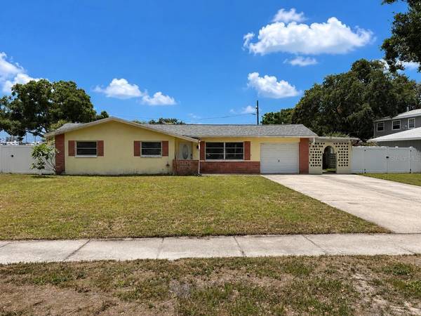2571 CENTRAL AVE, Clearwater, FL 33764