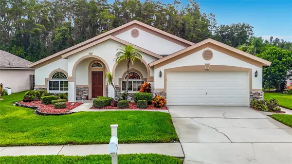 1521 BAYTHORN DR, Wesley Chapel, FL 33543