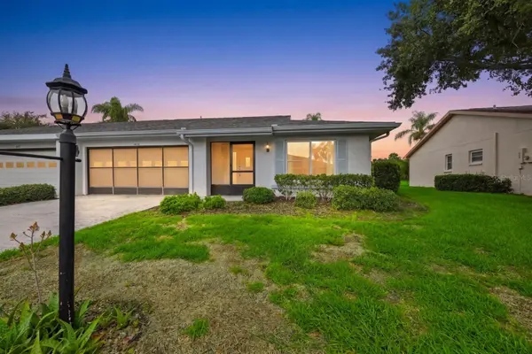 1425 LELAND DR, Sun City Center, FL 33573