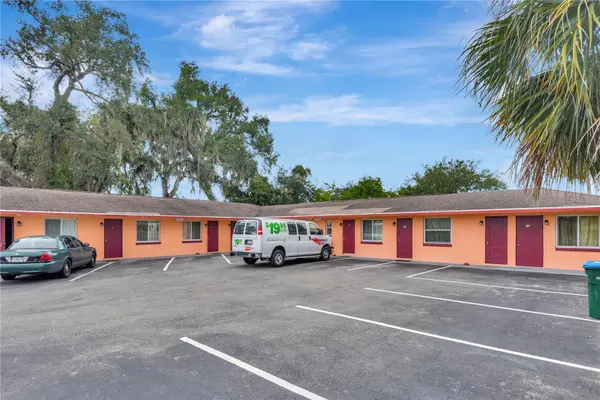 1028 RIDGEWOOD AVE,  Daytona Beach,  FL 32117