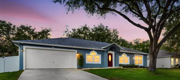 983 CASCADES PARK TRL, Deland, FL 32720