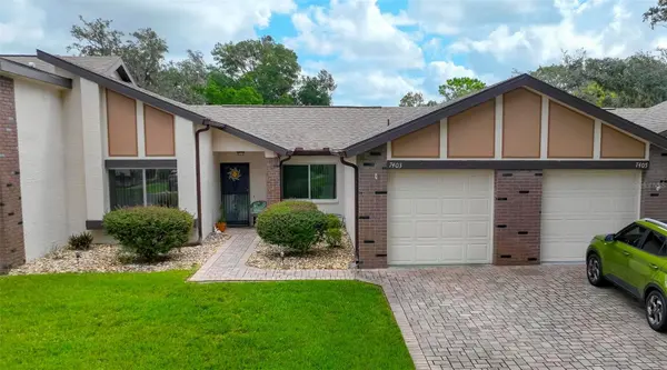 7403 HEATHER WALK DR, Weeki Wachee, FL 34613
