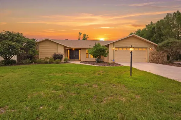 5227 SUWANNEE RD, Weeki Wachee, FL 34607