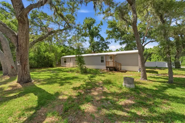 12449 EAGLE LAKE AVE, New Port Richey, FL 34654