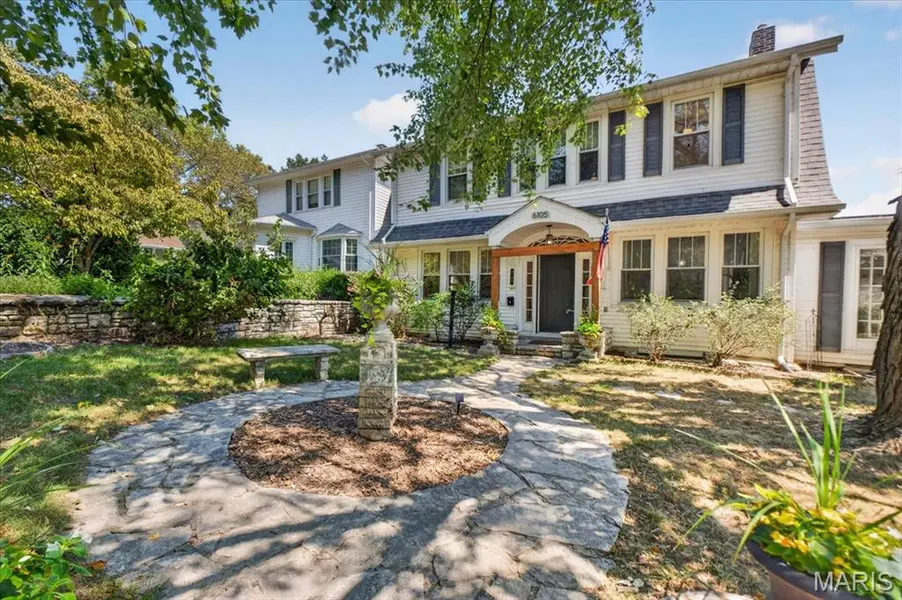 6105 Simpson AVE, St Louis, MO 63139