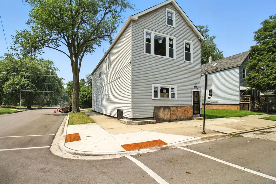 5256 S Carpenter ST, Chicago, IL 60609