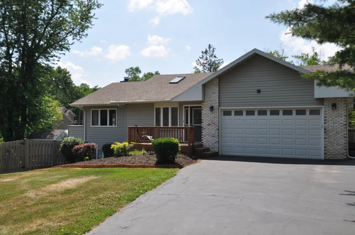 42220 N CENTER ST, Antioch, IL 60002