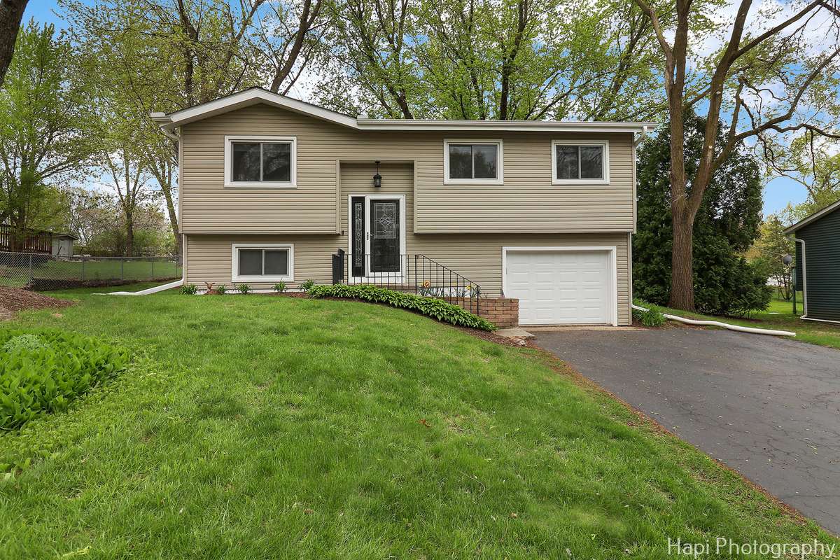 1113 Rolling Lane RD, Johnsburg, IL 60051
