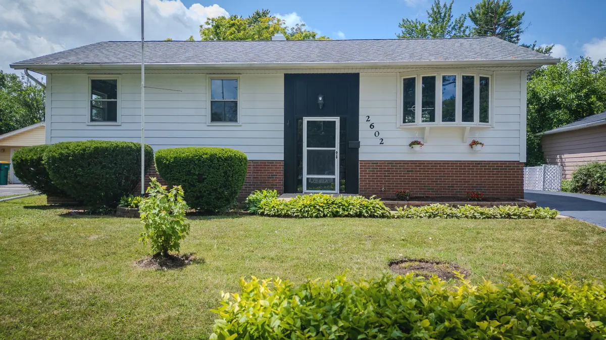 2602 Fairway DR, Joliet, IL 60435