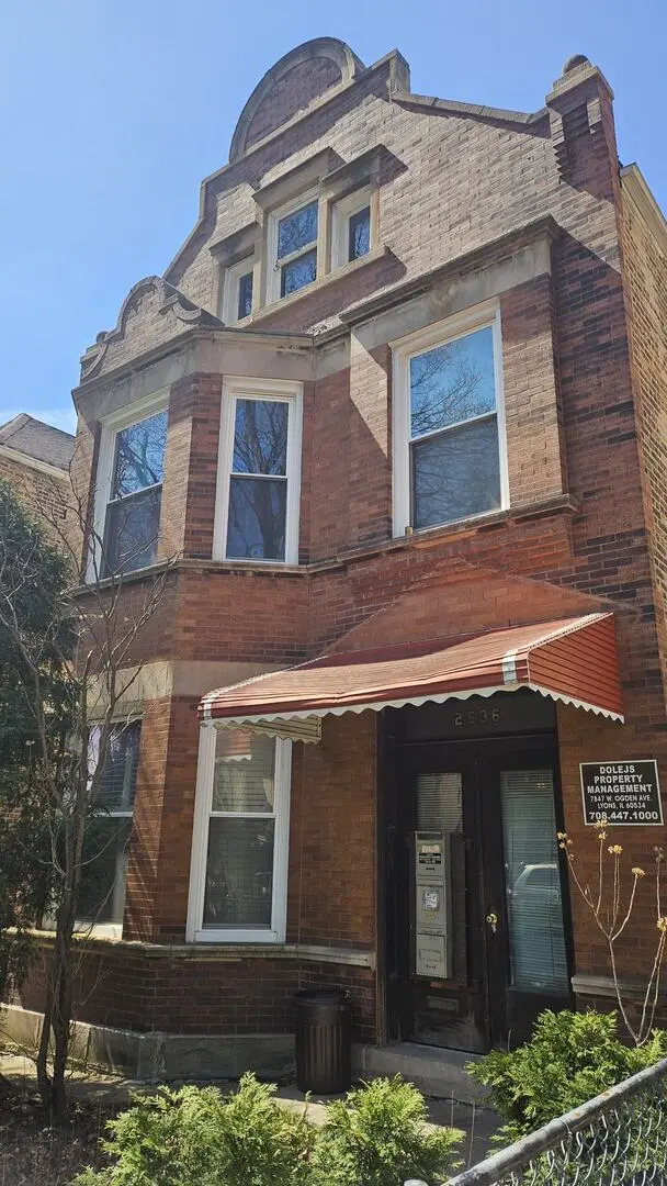 2536 S Avers AVE, Chicago, IL 60623