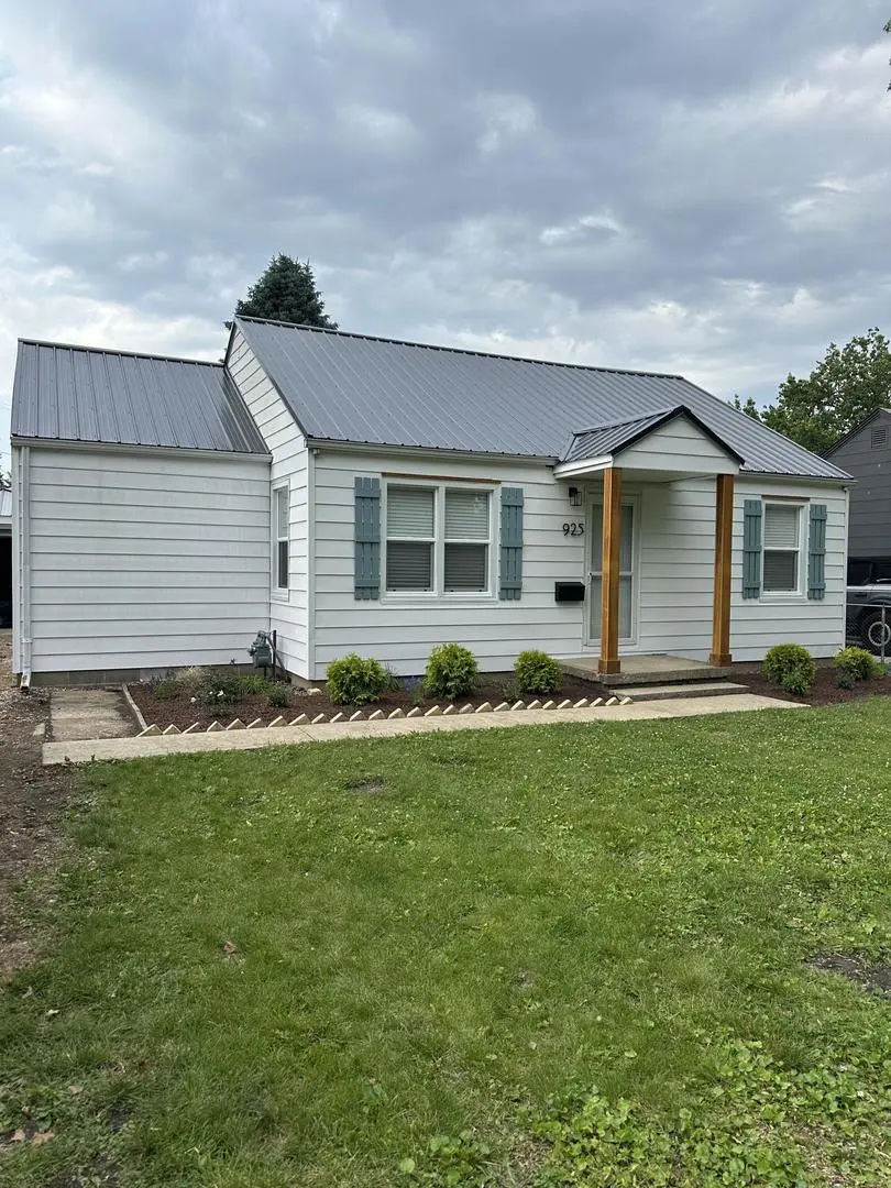 925 E Sangamon AVE, Rantoul, IL 61866