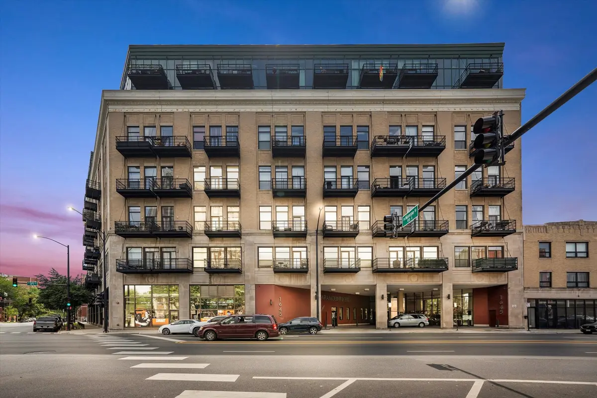 1645 W Ogden AVE #435, Chicago, IL 60612