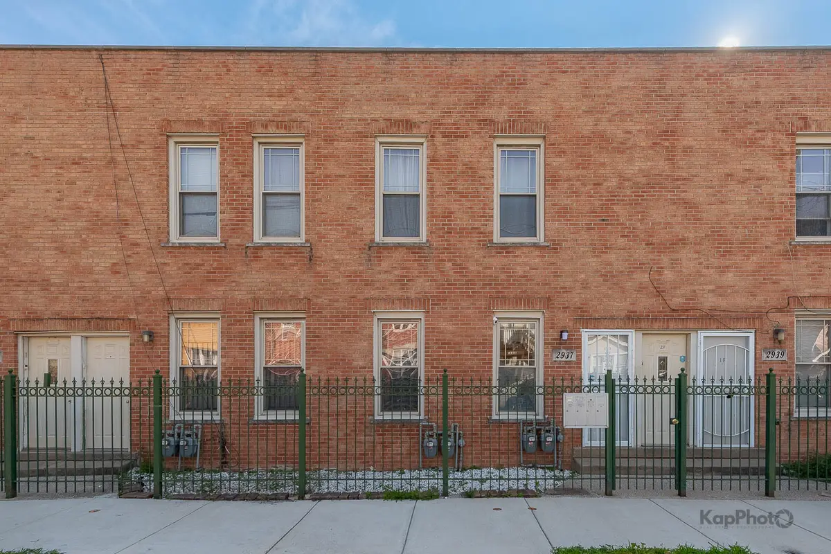 2937 S Keeley ST #1, Chicago, IL 60608