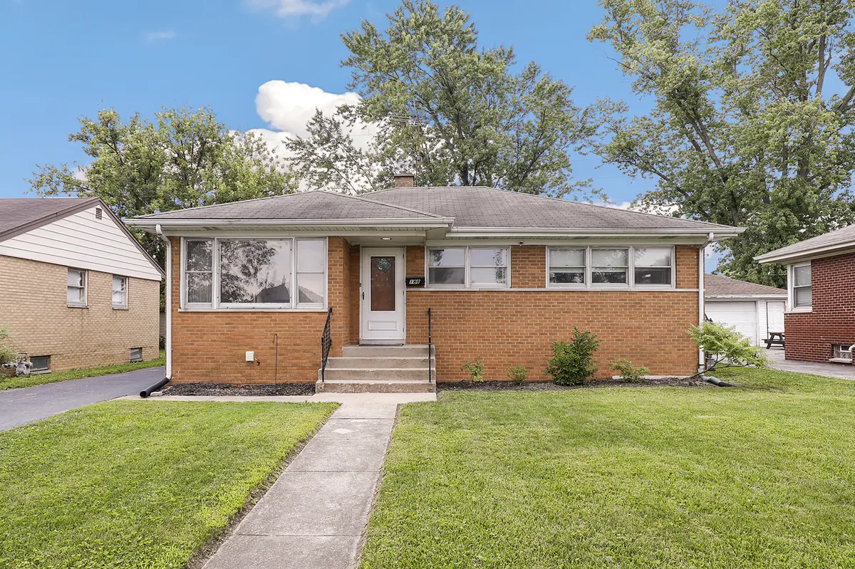 188 W 29th PL, South Chicago Heights, IL 60411