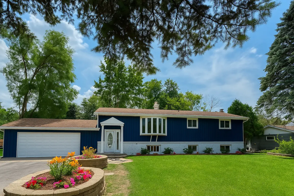 345 Souwanas TRL, Algonquin, IL 60102