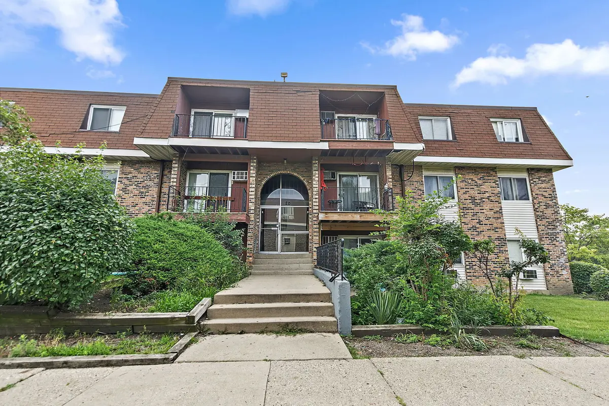 520 HILL DR #203, Hoffman Estates, IL 60169