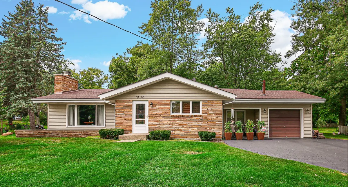 21160 S 93rd AVE, Frankfort, IL 60423