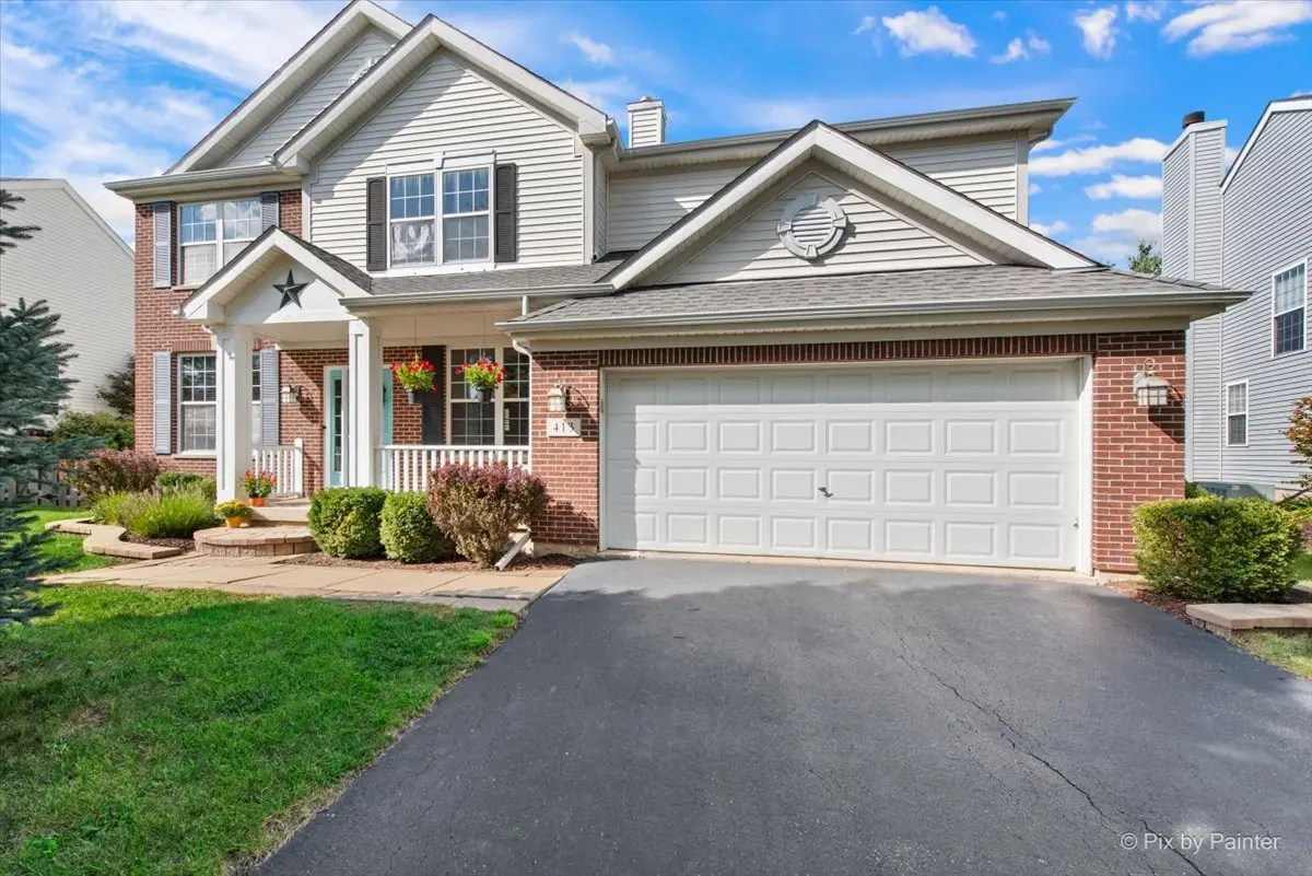 413 Messenger CIR, North Aurora, IL 60542