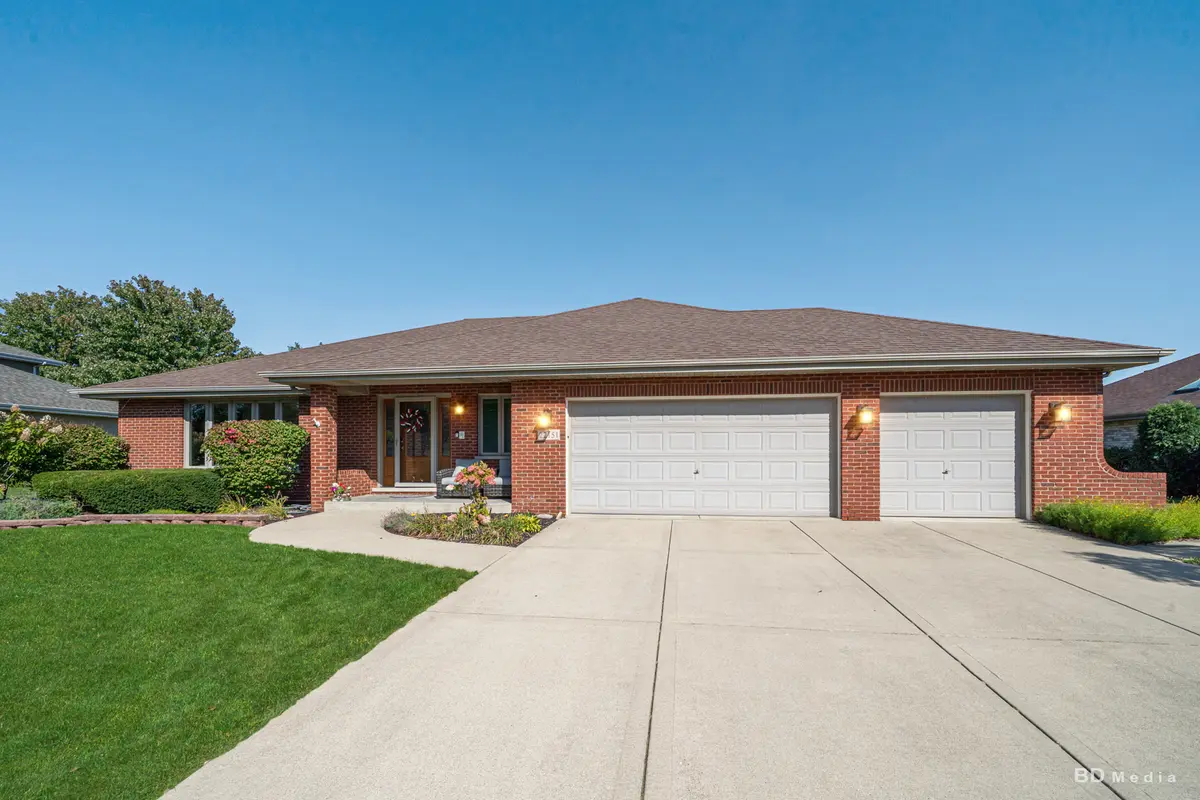 22151 Clove DR, Frankfort, IL 60423